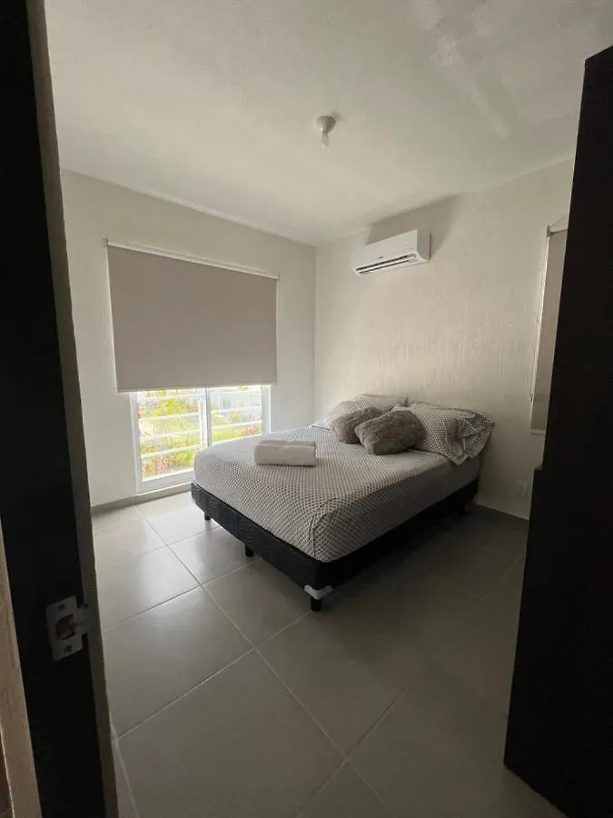Departamento Familiar En Cancun Poligono Sur, A 25 Min De Las Playas Y 5 Min Del Santuario Desatadora De Nudos Apartment Mexico